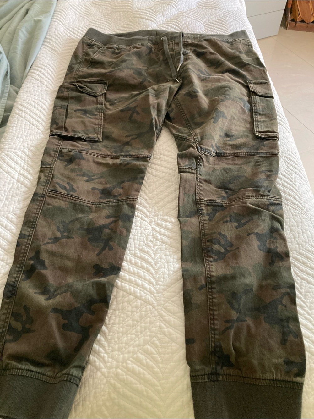 H&M Men's Camo Cargo Joggers in Olive Green and Brown